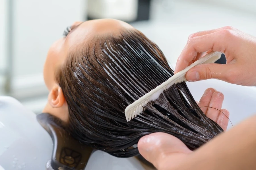 How Scalp Treatment Enhances Hair Follicle Strength in Houston, TX How Scalp Treatment Enhances Hair Follicle Strength in Houston, TX